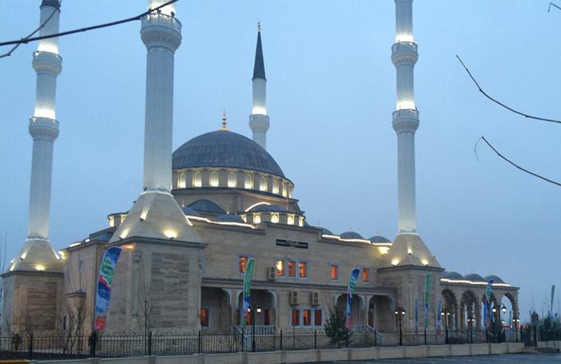 GROZNI GEHI CAMİ